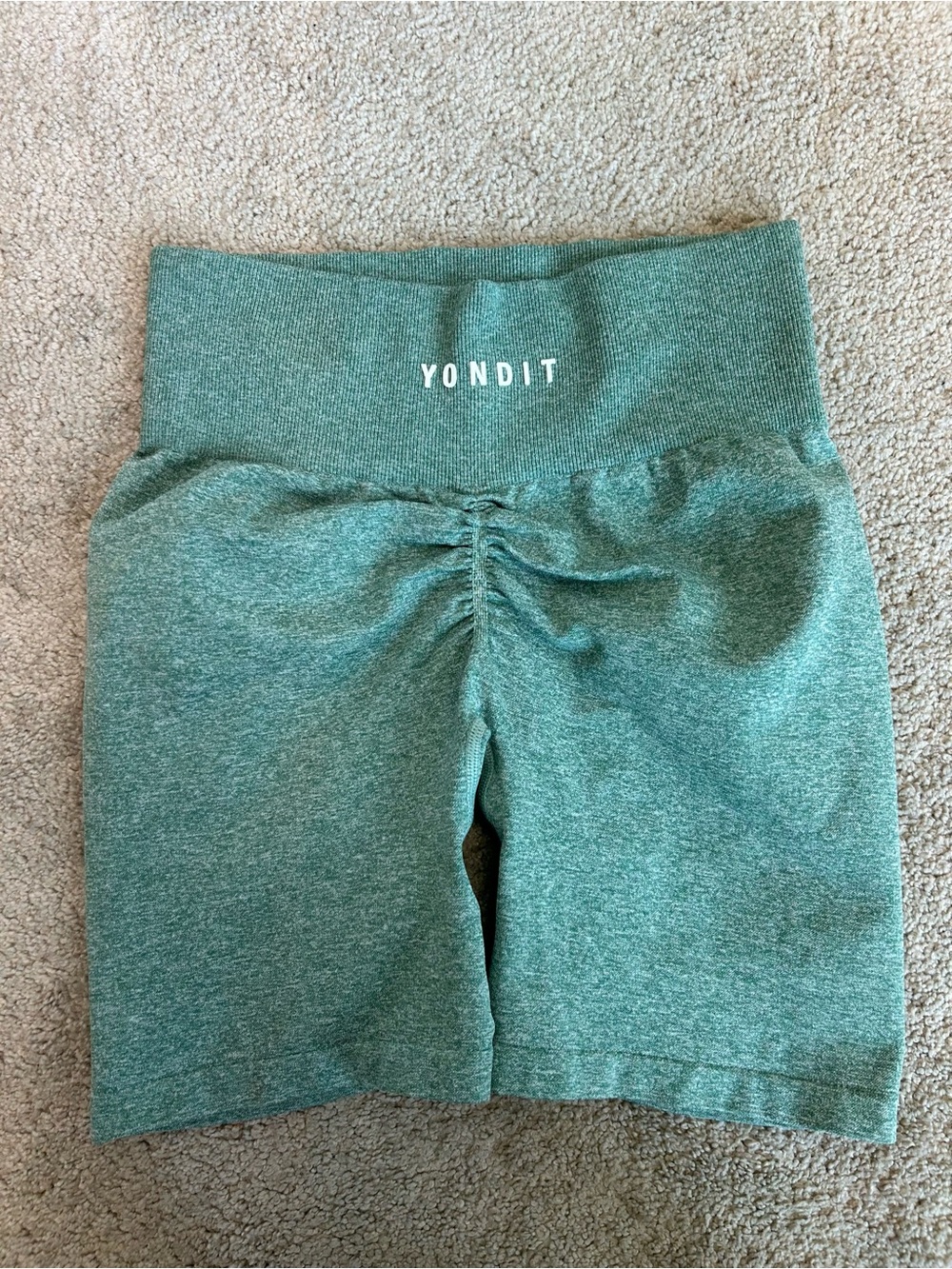 YONDIT Seamless Scrunch Butt Gym Shorts Green High Waist Biker Shorts Size M - Picture 3 of 9